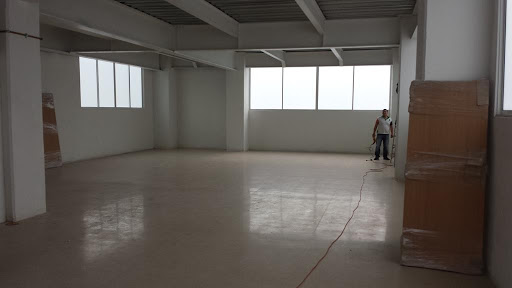 Arriendo bodega San Diego 3