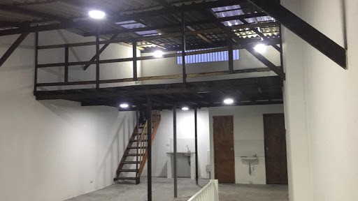 Arriendo bodega local Guayabal 2