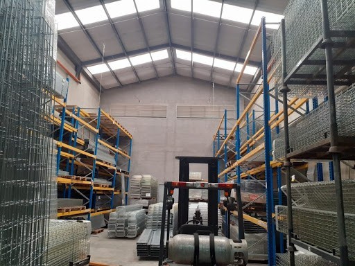 Arriendo bodega industrial Tablaza 2